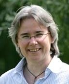 Dr Erika  Eiser